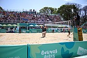 Deutsch: Beachvolleyball bei den Olympischen Jugendspielen 2018; Tag 11, 17. Oktober 2018; Jungen, Spiel um Platz 3 – Argentinien-Ungarn 2:0 (21–15/21–15) English: Beach volleyball at the 2018 Summer Youth Olympics at 17 October 2018 – Bronze Medal Match – Argentina-Hungary 2:0 (21–15/21–15)