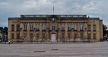 Beauvais Hôtel de Ville 2.jpg