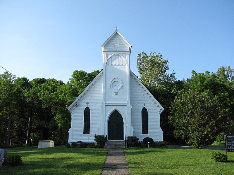 File:Blackinton Union Church, Blackinton MA.jpg