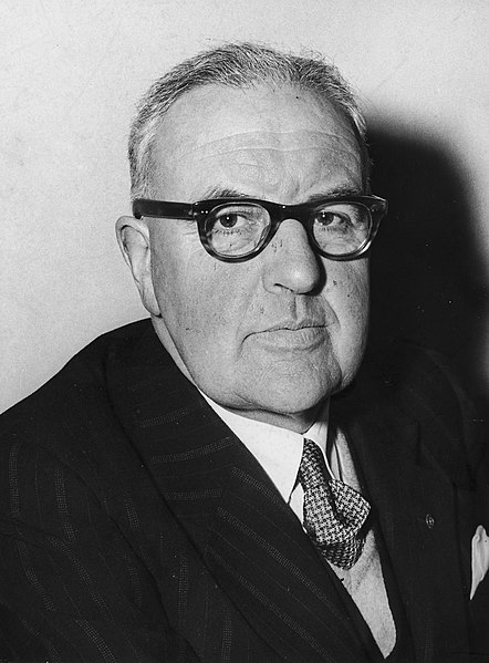 File:Blair Tennent, 1954.jpg