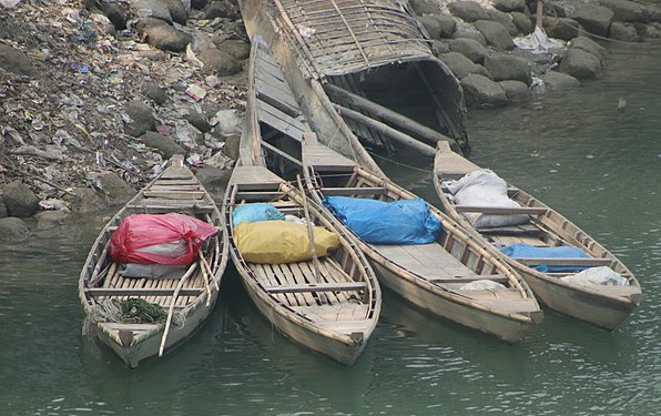 Boats floating in Teesta River, Gangachara, Rangpur