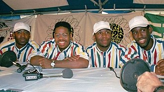 Boyz II Men (pictured in 1995) had two number ones in 1992. Boyz II Men 1995.jpg