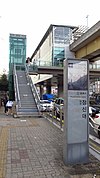 Пусан-гимхэ-легкорельсовый транспорт-20-пресвитерианский университет-станция-вход-2-20180331-171722.jpg