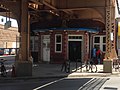 Калифорния Blue Line CTA Station Entrance.jpg