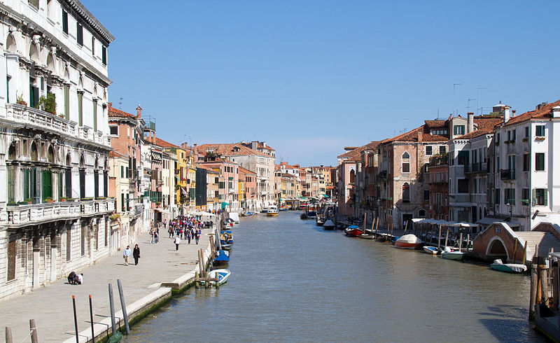 File:Canale di Cannaregio 2 (7228125226).jpg