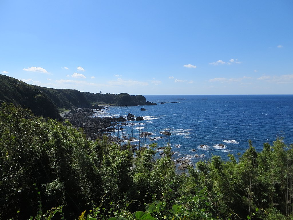 Cape Shionomisaki (21952677209)
