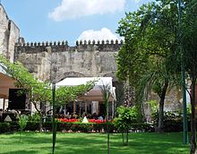 Open chapel of the Cathedral of Cuernavaca being used as a concert venue CapillaAbiertaCatCV.JPG