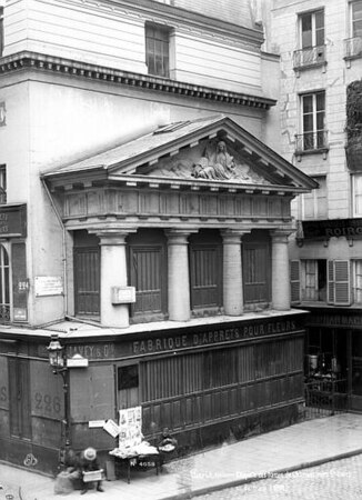 Vue de l'église en 1892, après qu'elle a été transformée en fabrique