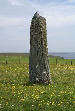 Kuvaava kuva Uyea Breckin Menhir-artikkelista