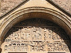 Portico di Santa Fe de Conques.