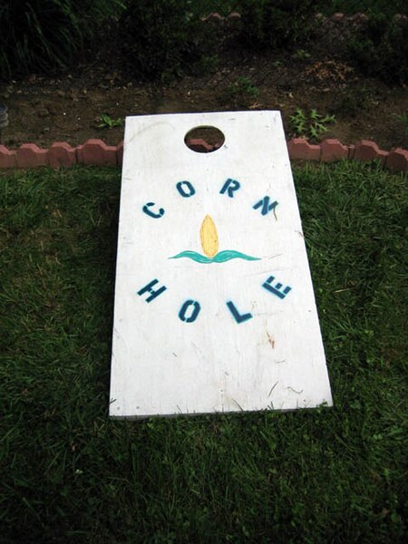 File:Cornhole.jpg