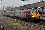 CrossCountry Class 220, 220004, binario 3, stazione ferroviaria di Stockport (area geografica 4525172).jpg