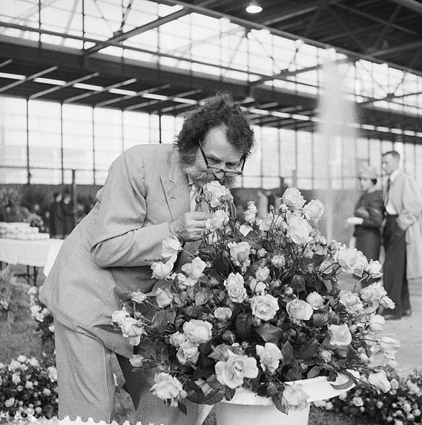 File:De vijfde binnententoonstelling van de Floriade, Bestanddeelnr 911-4061.jpg