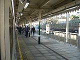 東行月台上的區域綫列車