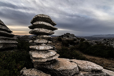 The Screw, El Torcal National Park, province of Málaga. By Edmundo Sáez Peña, CC-BY-SA-3.0-ES.