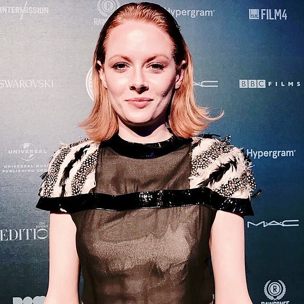 File:Emily Beecham at The British Independent Film Awards 2017.jpg