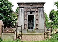 Mausoleum to 2nd Earl of Kilmorey in Brompton Cemetery