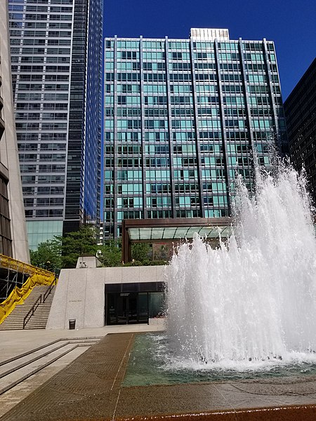 File:Exelon Plaza 20180613 151405.jpg