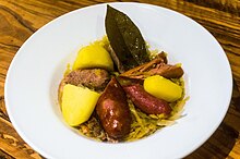 Choucroute garnie, with Montbeliard, Strasbourg, Toulouse, Vienna sausages and potatoes. Export-09523.jpg