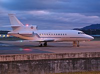 Falcon900 Clermont-Ferrand havaalanı.jpg