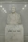 Frick Building, Bust of Henry Clay Frick, 2020-08-07.jpg