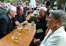 Friedenskirche Eichenau Sommerfest 2008, 1. Bürgermeister Hubert Jung (links) und 2. Bürgermeisterin Gabi Riehl (rechts)