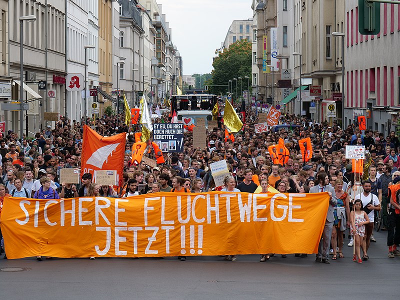 File:Front of the Seebrücke demonstration Berlin 06-07-2019 41.jpg