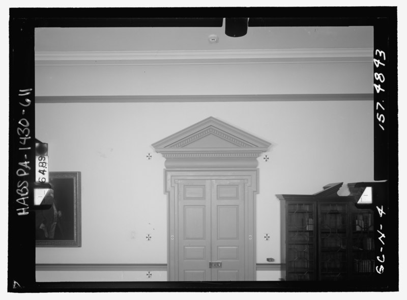 File:GOVERNOR'S COUNCIL CHAMBER; NORTH WALL, UPPER MIDDLE. Glass plate stereopair number PA-1430-139 LC-HABS-GS05-GC-N-4 157.4843. Left (printed) - Independence Hall Complex, HABS PA,51-PHILA,6-611.tif