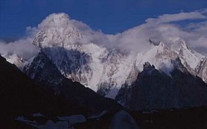 Den vestlige mur af Gasherbrum IV