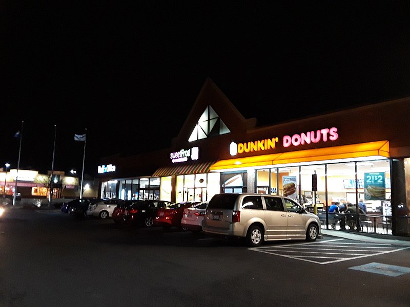 File:Greenbriar Shopping Center Dunkin' Donuts at night, lighter version.jpg