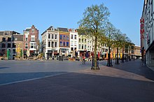 Market square Grote Markt, Grootemarkt, Kruismarkt. Nijmegen, Terassen. Zicht richting Burchtstraat.jpg