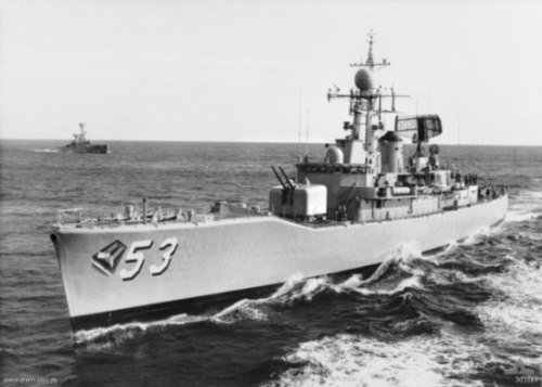 HMA Ships Torrens (foreground) and Yarra exercising; two of the River-class destroyer escorts the RAN was looking to replace. The Leander-class frigat