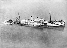 The hospital ship Gloucester Castle down by the stern after being torpedoed by the U-boat UB-32 off the Isle of Wight, 31 March 1917. HMHS Gloucester Castle.jpg