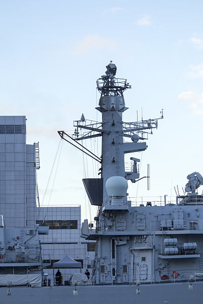 File:HMS Northumberland (F238) at West India South Dock - Superstructure 03.jpg