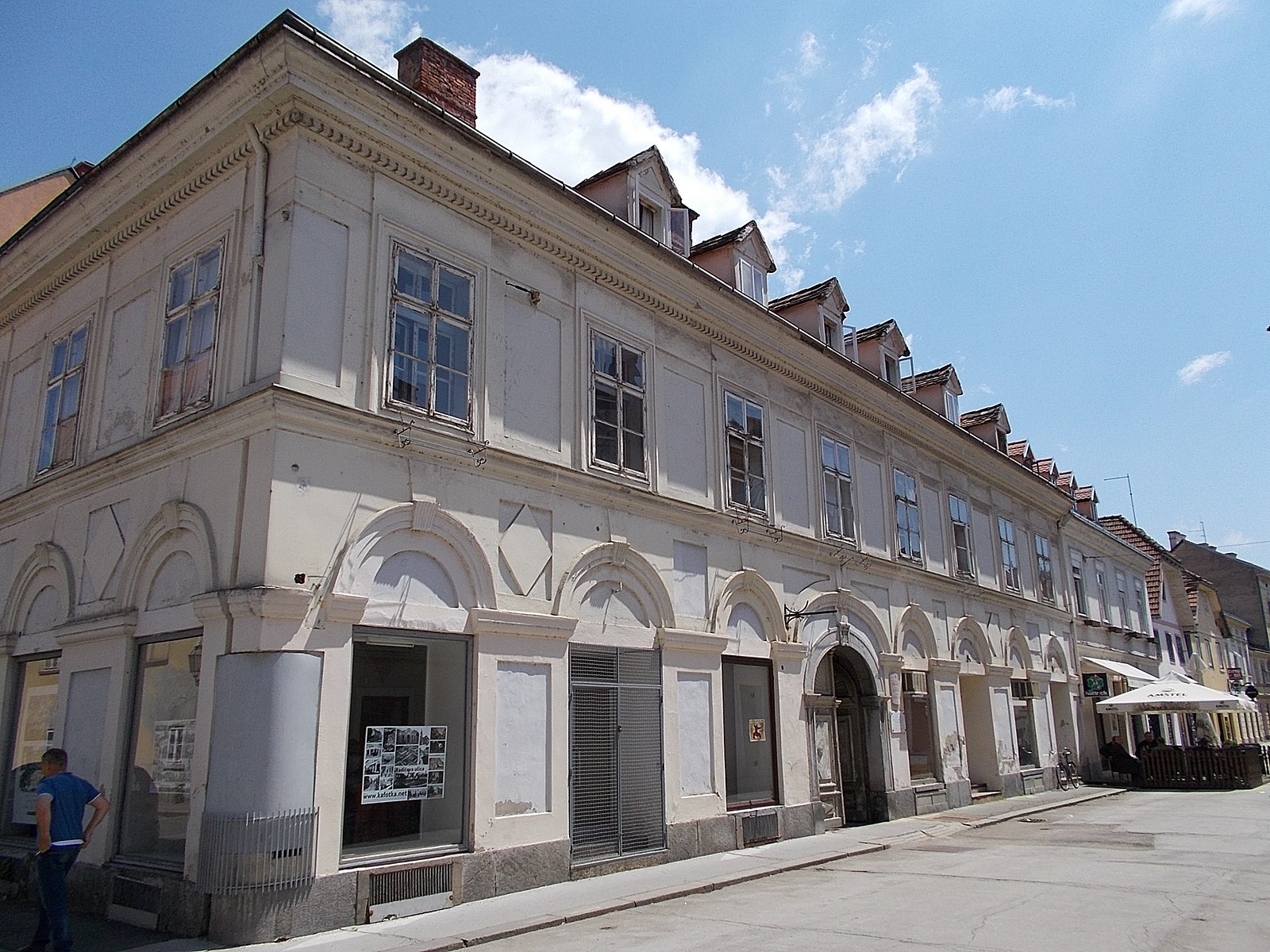 File:HR-KA-Karlovac092.jpg.