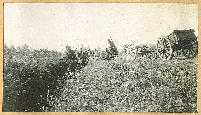 File:Het Belgische 7de Linieregiment in stelling, augustus 1914 - The Belgian 7th Line in position, August 1914 (29866201612).jpg