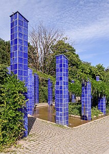 Part of „Wasserfenster und Kanzel” by Hans Peter Reuter (1988) Horbachpark Ettlingen Germany