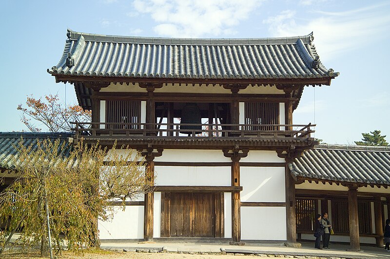 File:Horyuji-L0337.jpg