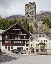 Burg und Hotel