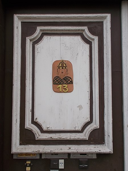 File:House number, 13 Szent István Street, 2017 Nyíregyháza.jpg