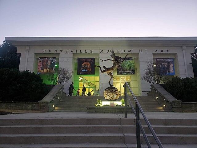 Image: Huntsville Art Museum   front façade and stairs 2023