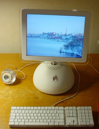 iMac (G4) 通称「フラットパネル」