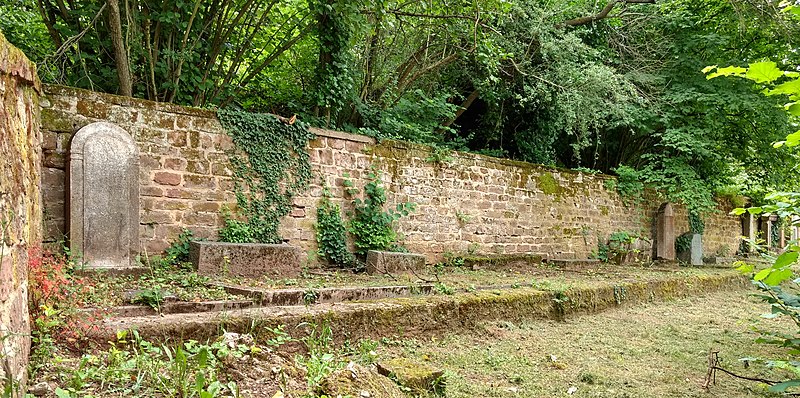 File:Jüdischer Friedhof Merzig 4.jpg