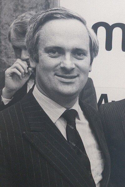 File:John Bruton, September 1984 (9783539342) (cropped).jpg