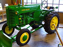 John Deere Model B - Wikipedia