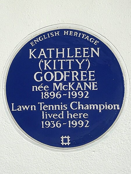 File:KATHLEEN ('KITTY') GODFREE née McKANE 1896-1992 Lawn Tennis Champion lived here 1936-1992.jpg