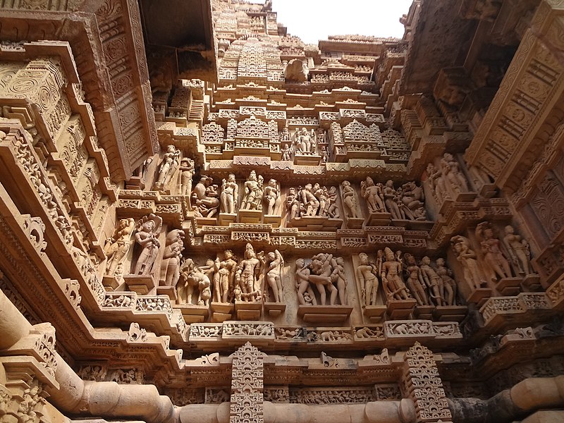 File:Khajuraho Art.jpg