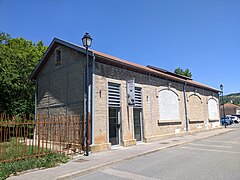 Ancienne remise à locomotive au Bois d'Oingt.