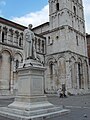 La statua di Francesco Burlamacchi