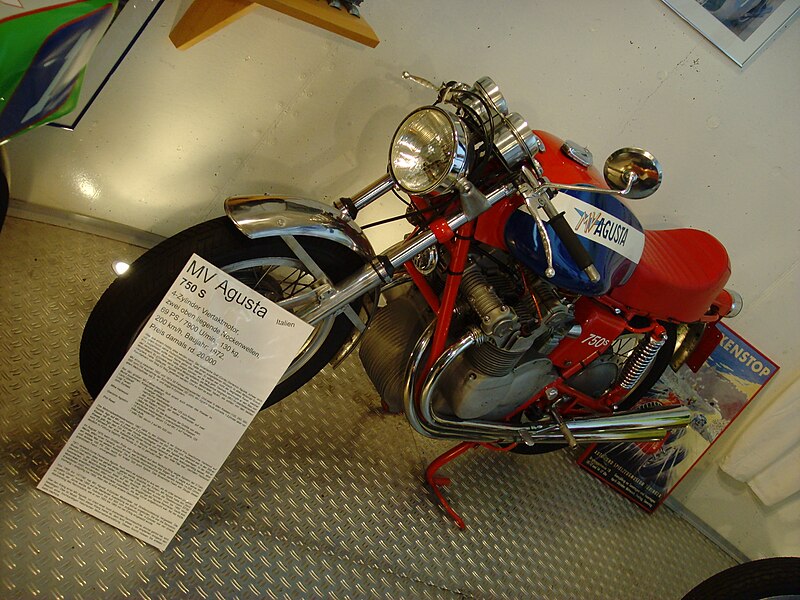 File:MV Agusta 1972 750 S at Boxenstop Car And Toy Museum.jpg